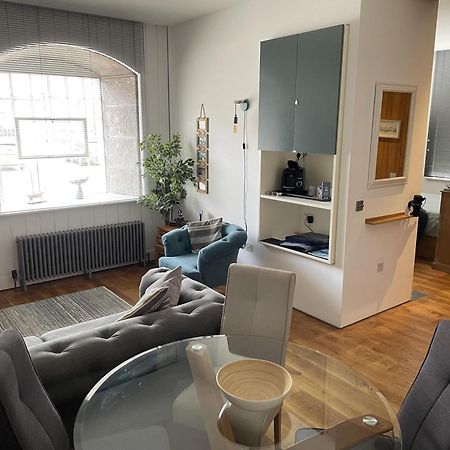 Cozy Coastal Apartment Plymouth Exteriör bild