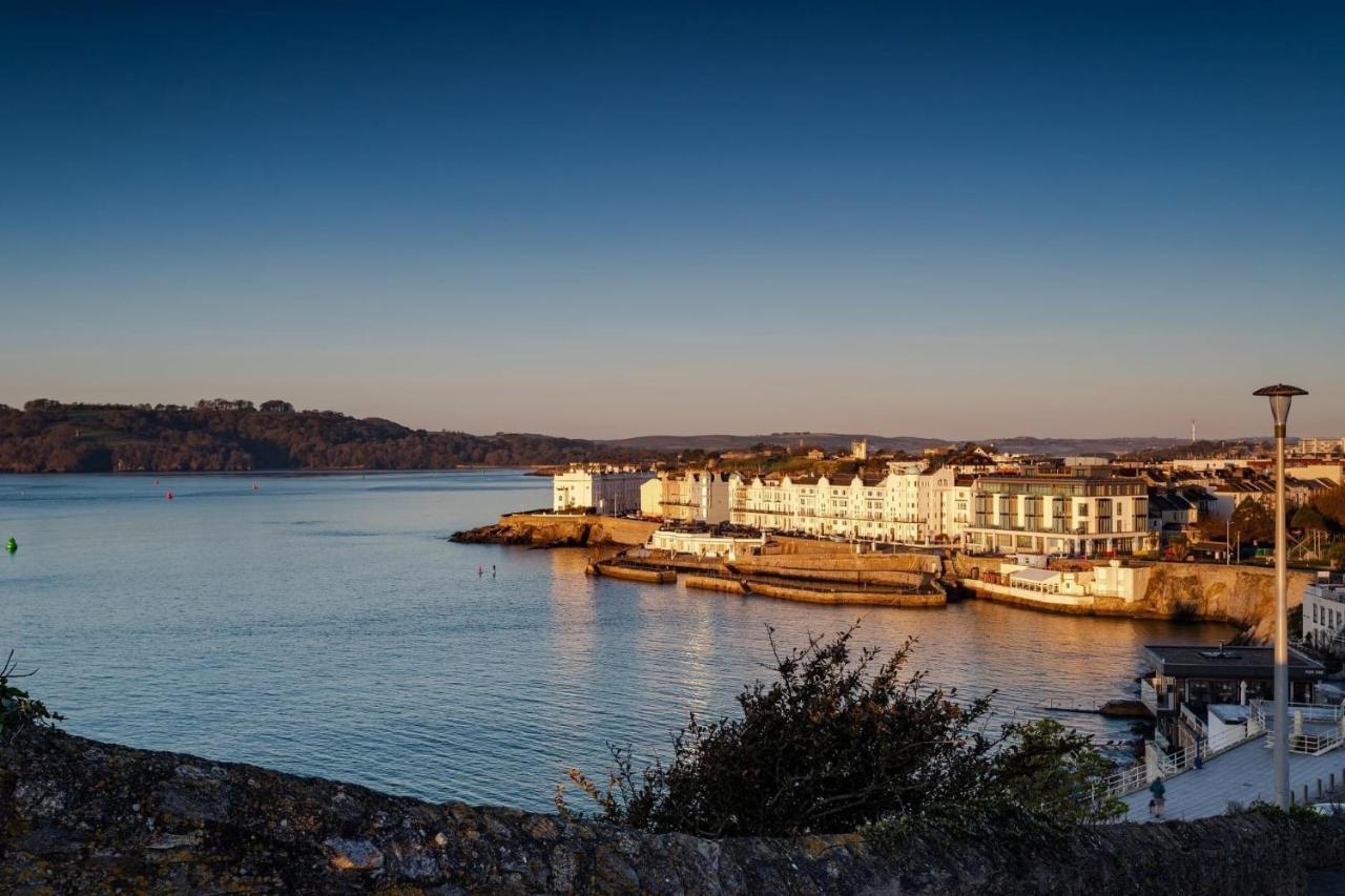 Cozy Coastal Apartment Plymouth Exteriör bild